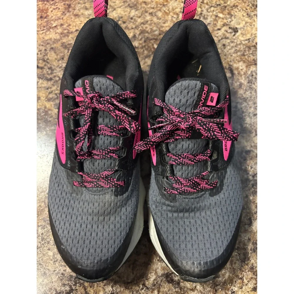 Brooks Divide 2 Womens Trail Running Shoes Black Pink Gray 1203421B069 Size 8.5